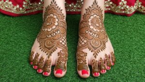 Floral Glove Anklet Mehndi