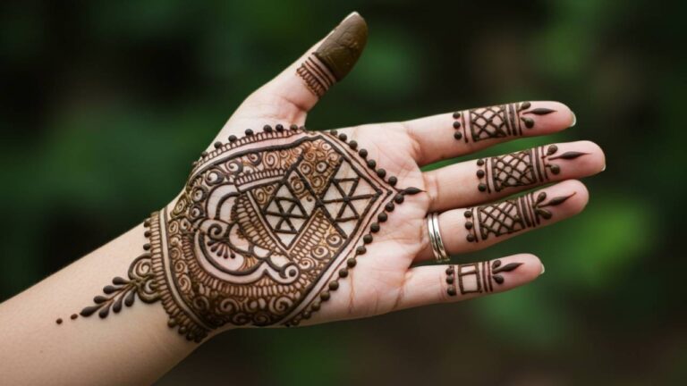 Zigzag Bands and Floral Ends