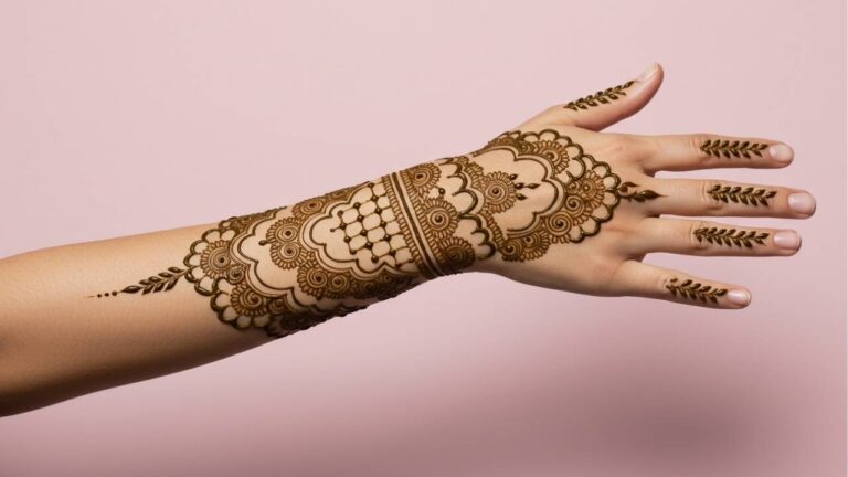 Cuff Styled Artistic Mehndi