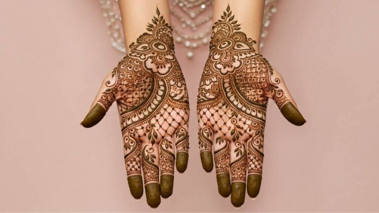 Delicate Dots and Curves