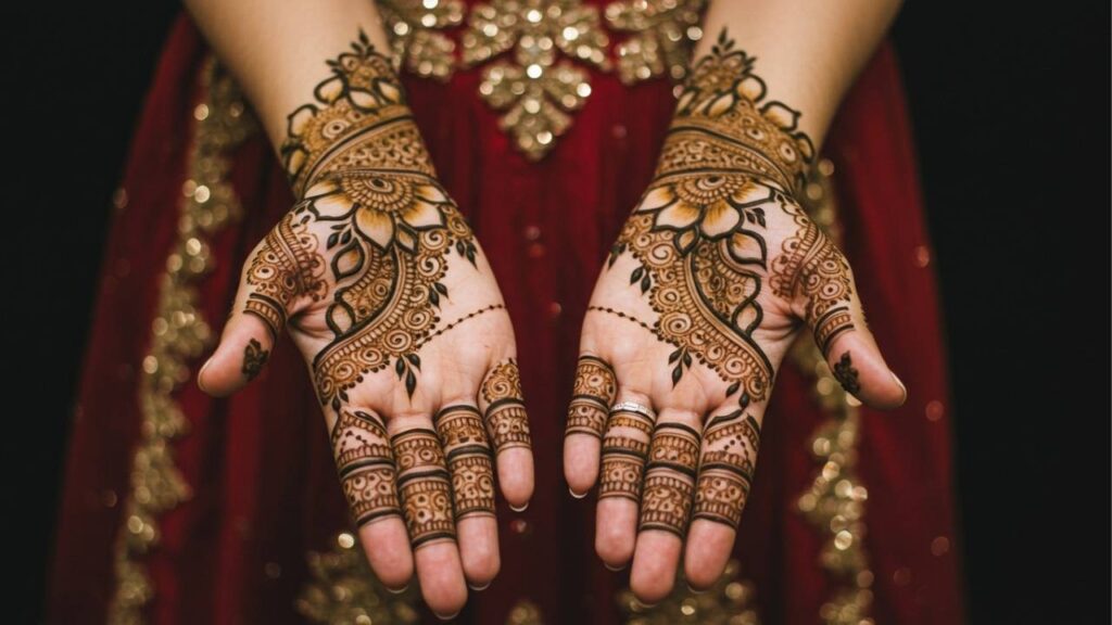 Royal Mirror Mehndi