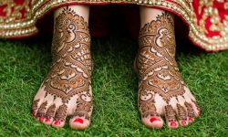 Crescent Bloom Feet Mehndi