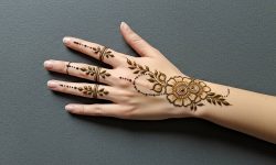 Dotted Curve Bracelet