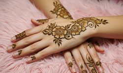 Floral Lattice Bloom.Simple Design