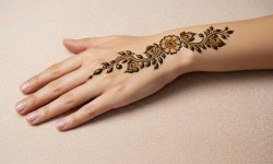 Floral Wrist Bloom.Simple Design