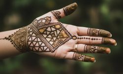 Minimal Rose Finger Drops