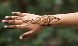 Petal Trail with Bold Tips