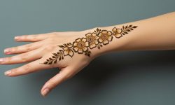 Ringed Curve Garland